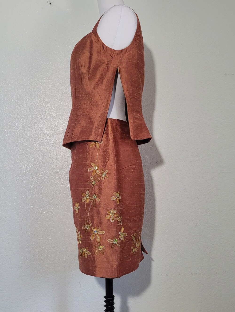 Muse Rust Orange 100% Silk Floral Embroidered Two-Piece Skirt Size 10 - Picture 3 of 10